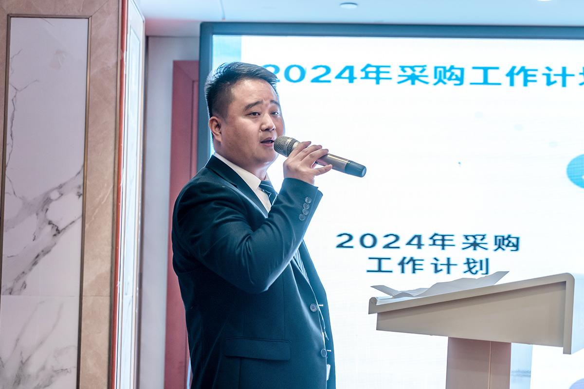采購倉儲物流部長(cháng)劉金杰