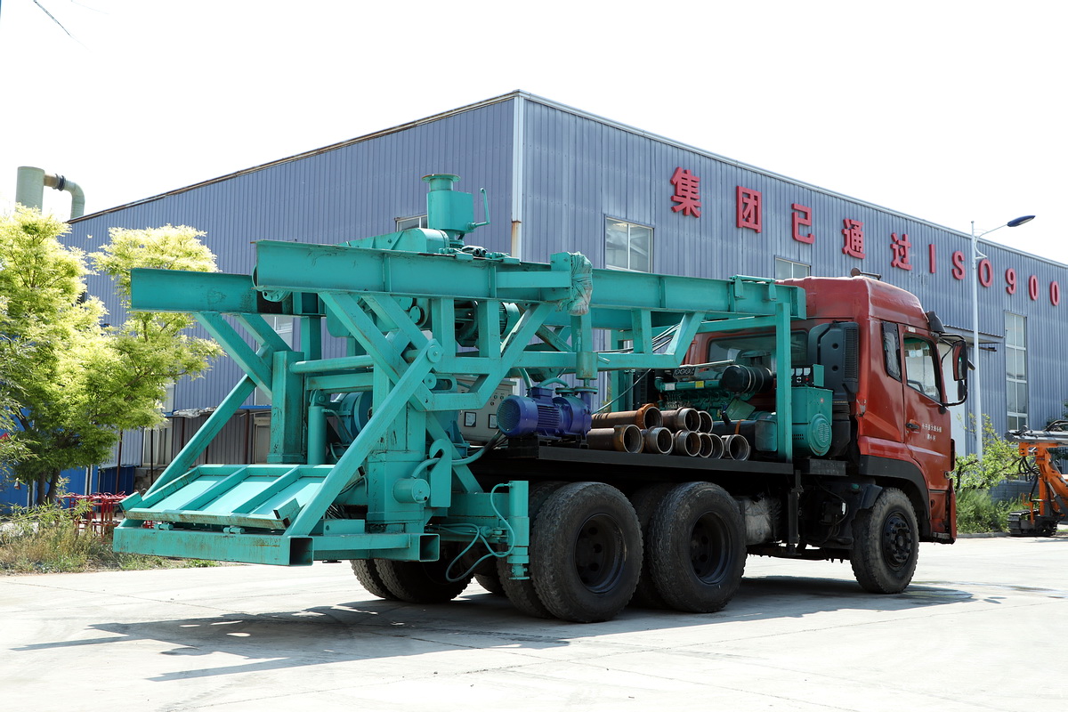 8寸后八輪汽車(chē)鉆機